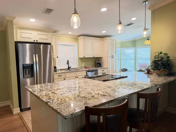 161 Emanus Ct, Fort Myers, FL 33912