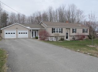 6 Sanderson Dr, Fairfield, ME 04937