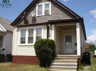 3863 Commor St, Hamtramck, MI 48212