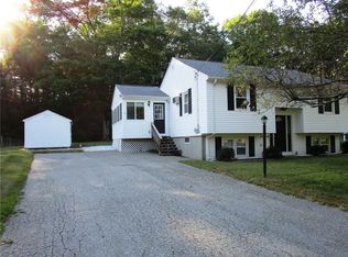 34 W River Rd, Uxbridge, MA 01569