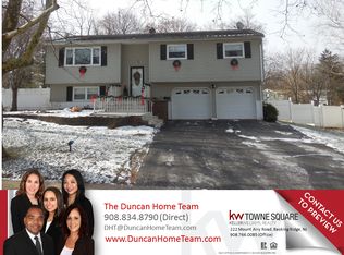 68 Winston Dr, Somerset, NJ 08873