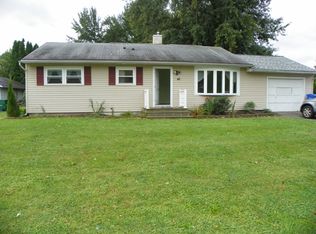 45 Faircrest Rd, Rochester, NY 14623