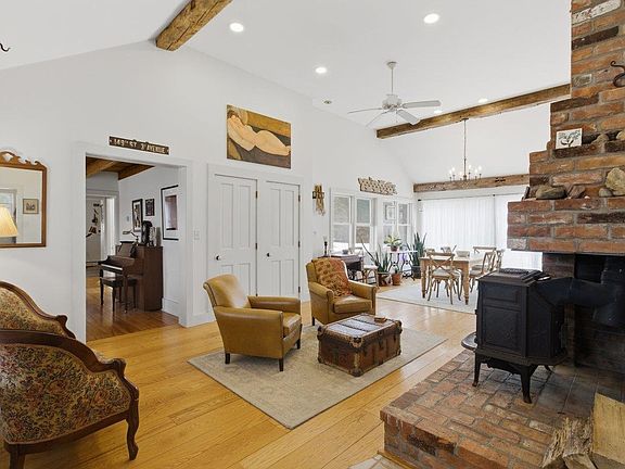 5th image of 941 Myers Road