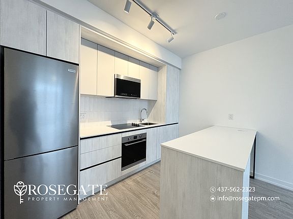 3rd image of 2485 Eglinton Ave W #413