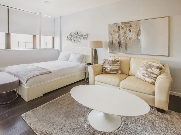 150 W 51st St APT 2111, New York, NY 10019