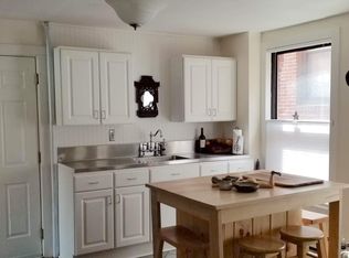 246 Brackett St, Portland, ME 04102
