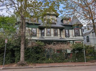 6 Hurlbut St #1, Cambridge, MA 02138