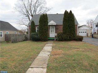 34 Bunting Ln, Aston, PA 19014