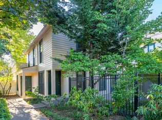 295 Durham St #A, Lake Oswego, OR 97034