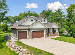 19 Westwood Rd, Minnetonka, MN 55305