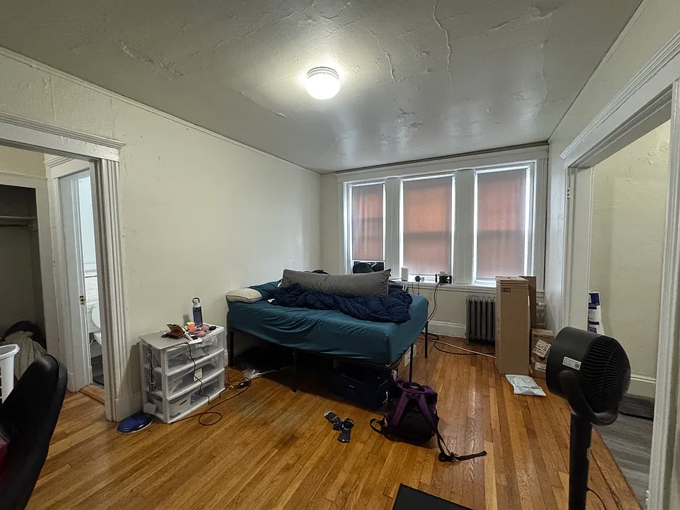 235 Park Dr #7