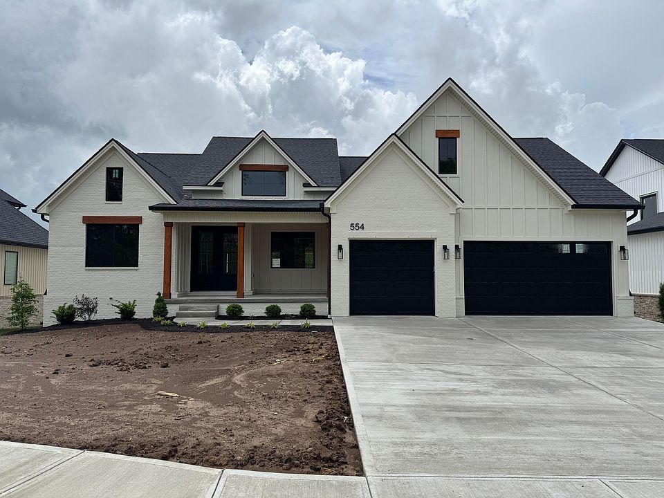 1st image of 554 Saffron Ln