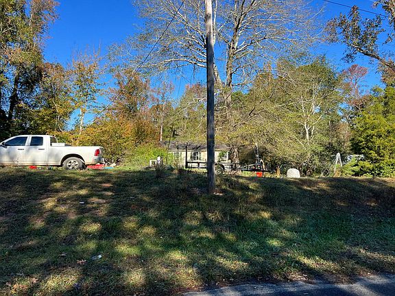 2nd image of 111 Hyler Rd