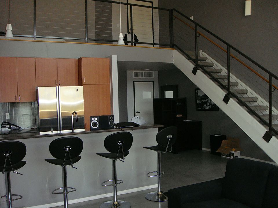 2nd image of 101 W Mission Blvd Unit 309