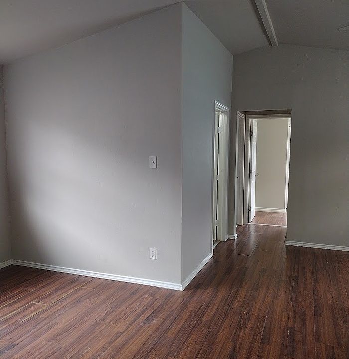 1st image of 235 Cantrell Dr #1