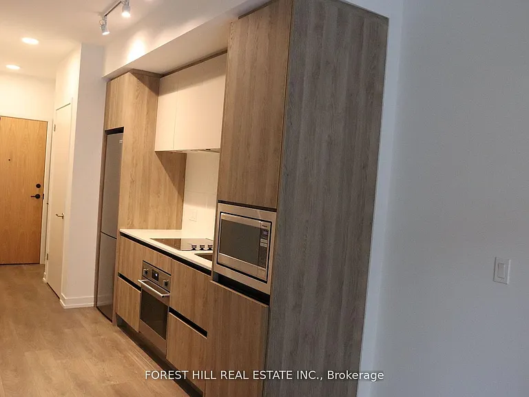 8 Beverley Glen Blvd #109 — Photo 11