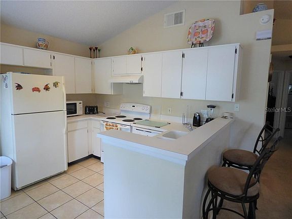 2nd image of 2328 Tallyho Ln