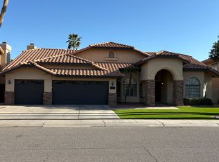1560 W Azalea Dr, Chandler, AZ 85248