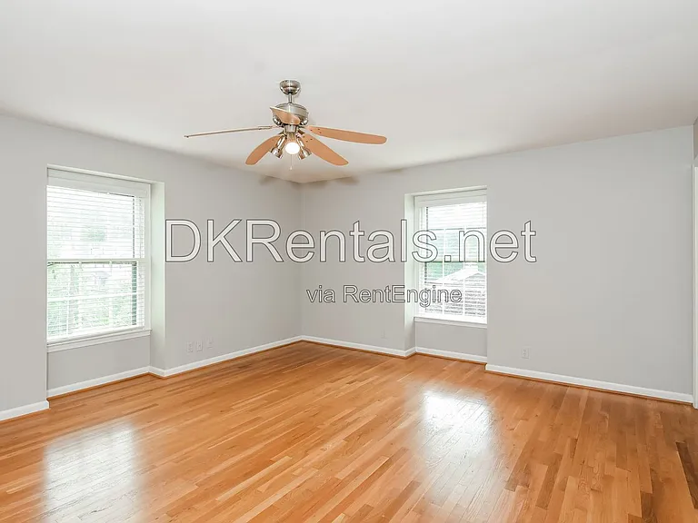 1176 Hampton Hall Dr NE — Photo 12