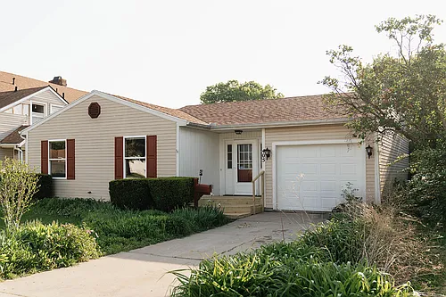 405 Lake St Photo 1