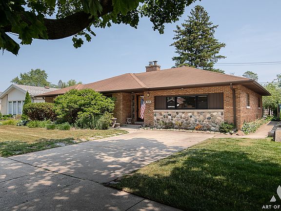 4th image of 7431 Keeler Ave