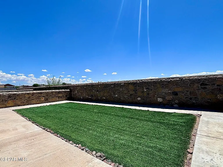 14416 Spanish Point Dr — Photo 12