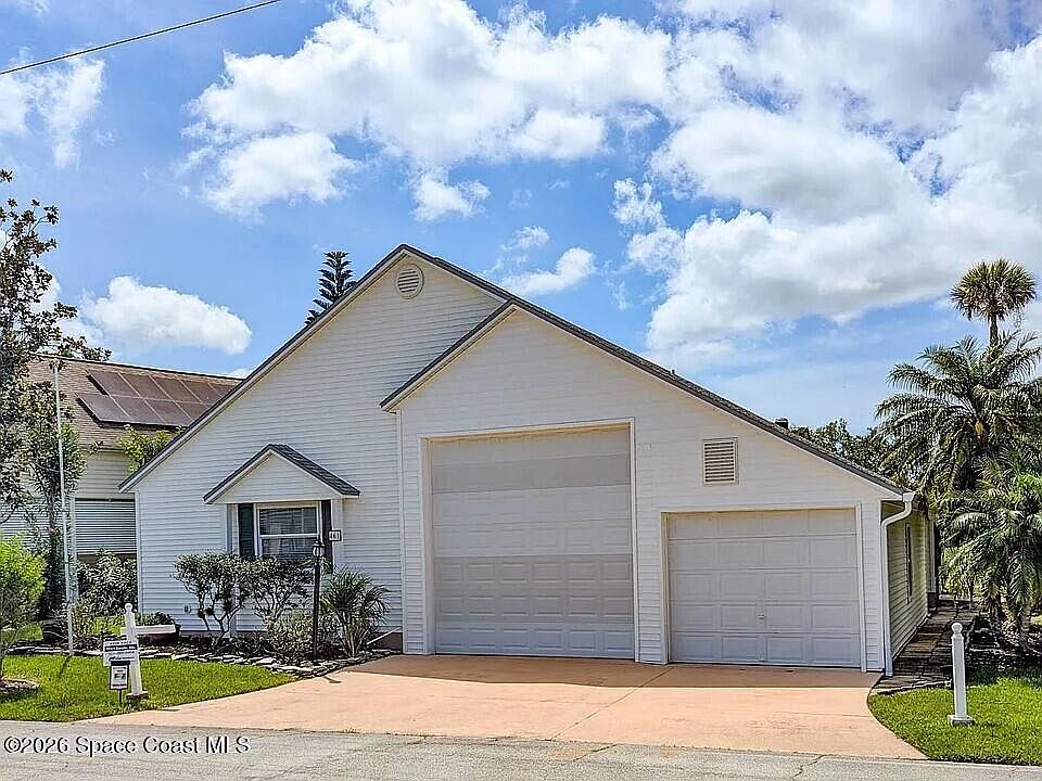 1st image of 461 Plantation Dr