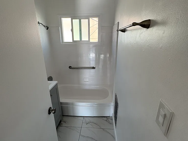 12329 Oxnard St #3 — Photo 5