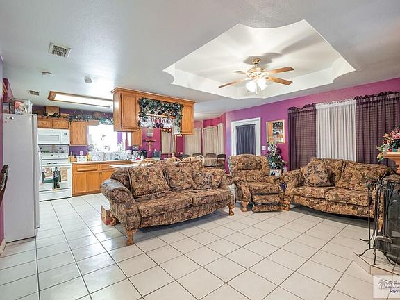 2nd image of 799 Comfort Ln