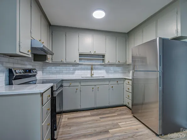 4121 Walker Rd APT 5, Charlotte, NC 28211