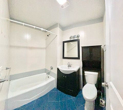 4th image of 3051 Brighton Third St #106B