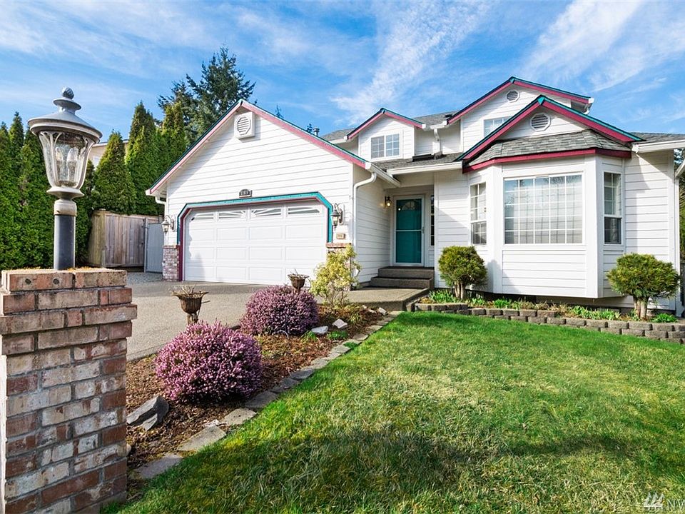 1st image of 11919 125th Ave E