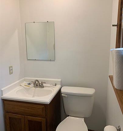 2nd image of 70 Elizabeth St #2