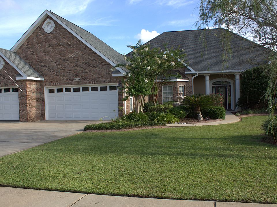 1st image of 15330 Overlook Dr