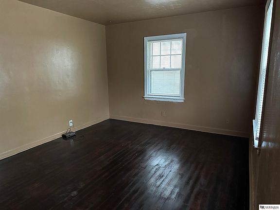 4th image of 5025 N 36th St