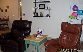 2nd image of 3205 E Broken Arrow Dr