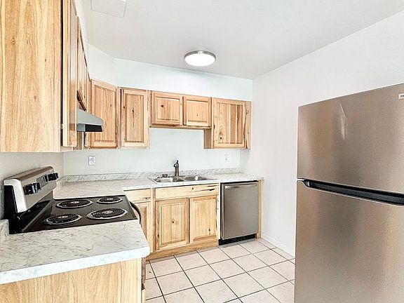 5th image of 228 S 18th Ave APT 8