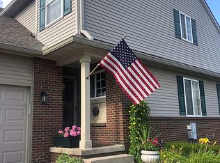 79 Newberry Ln, Howell, MI