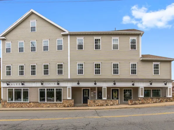 23 S Main St Unit 5, Ipswich, MA 01938