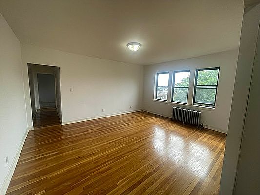 1st image of 29-21 21st Ave #D6