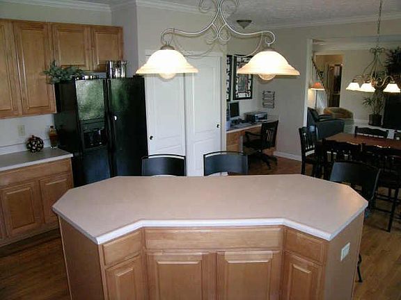 4th image of 14808 N Chamberlain Dr