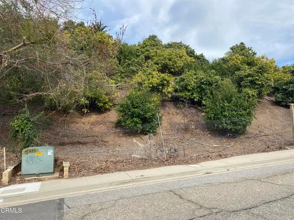 233 E View Dr, Santa Paula, CA 93060