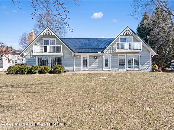 2nd image of 4941 Skyline Dr