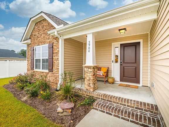 4th image of 5904 Sagebrush Dr