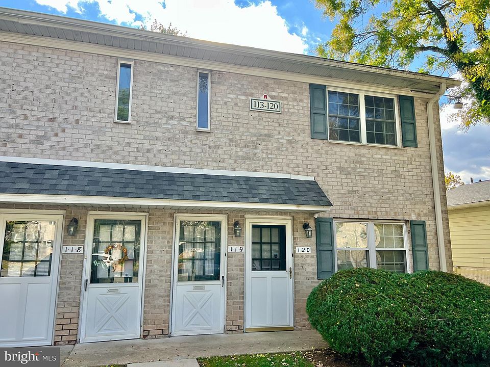 1st image of 119 Hampstead Dr #119