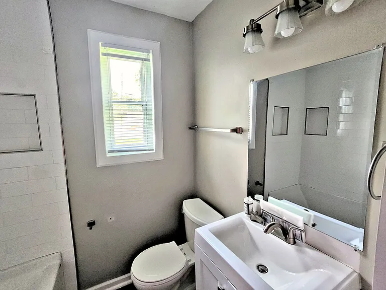 1502 Randolph Ave SE — Photo 11