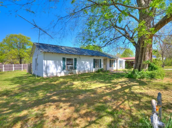 31229 E 682nd Rd, Wagoner, OK 74467