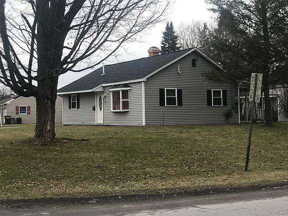 2nd image of 13 Elmhurst Dr