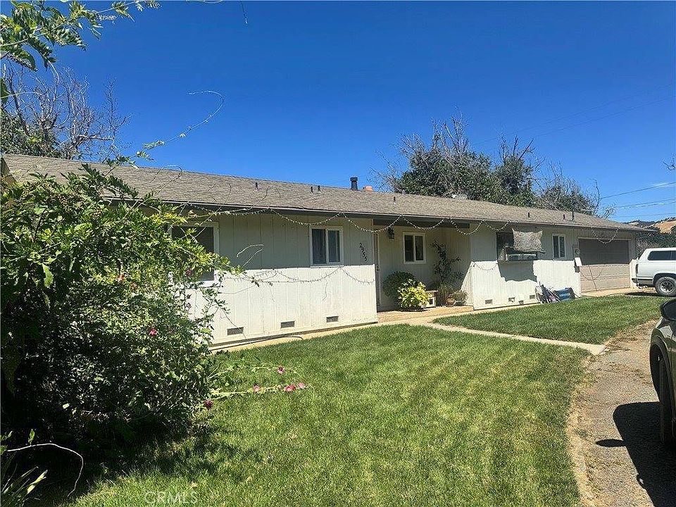 1st image of 2955 Robin Ln