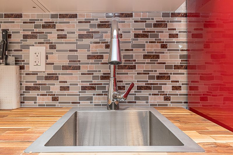 Saanich House for rent - 2 Bedrooms — photo 15